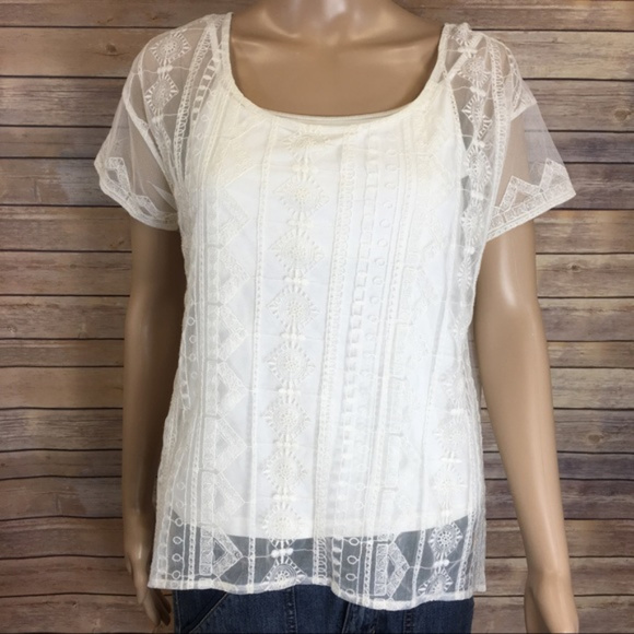Tops - Sheer short sleeve boho embroidered shirt